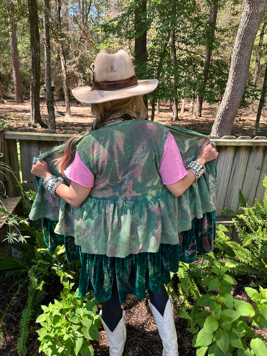 Adorable Velvet Shorty Ruffle Vest