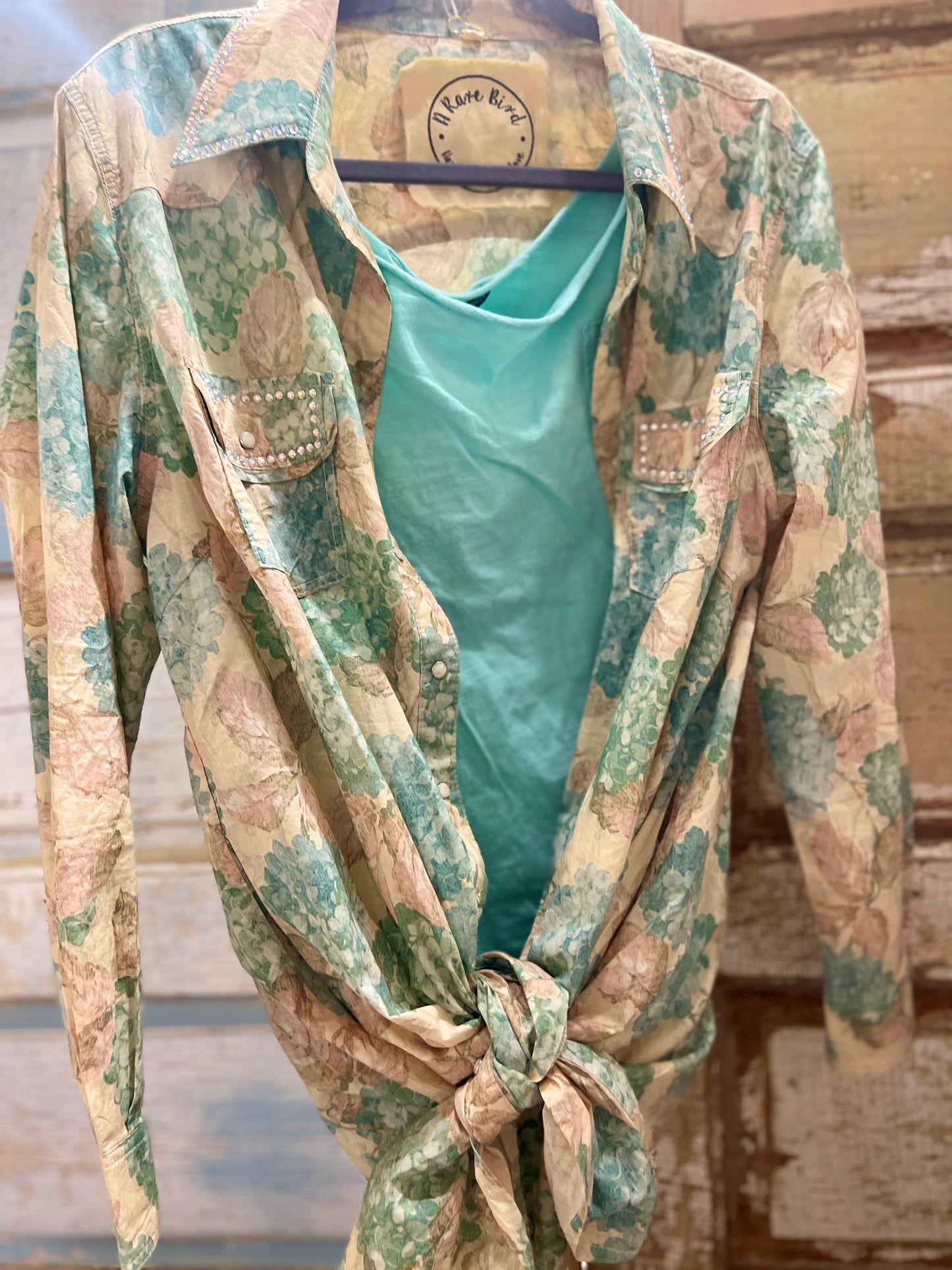 Snap Front Hydrangea Tunic